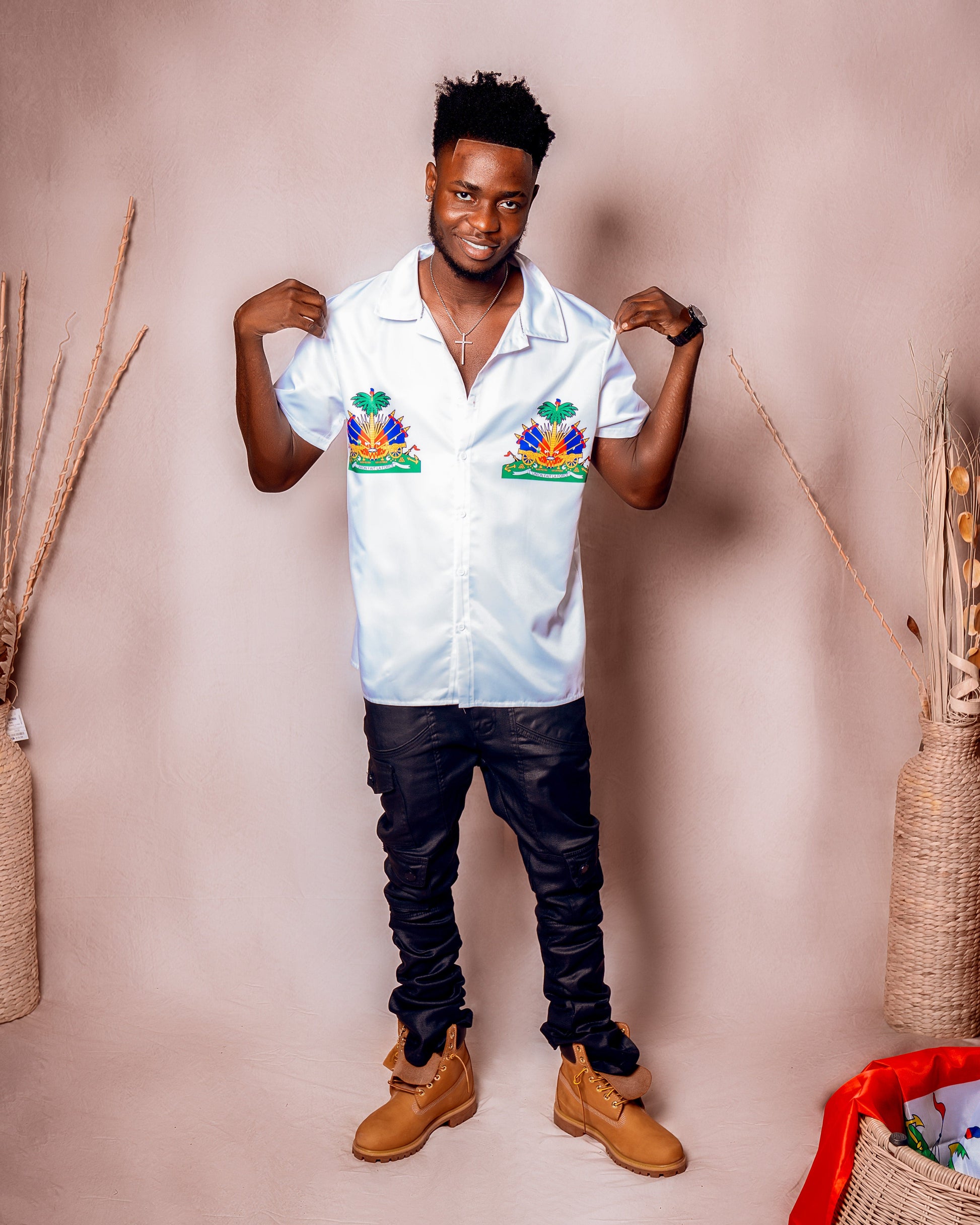 White Short Sleeve Shirt with Emblem